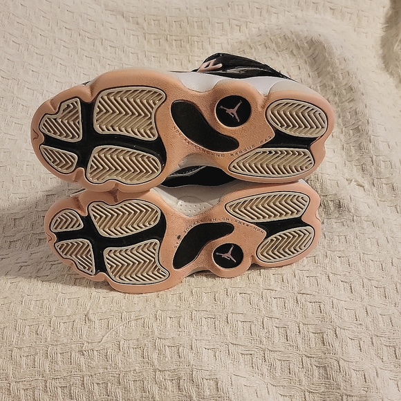 Jordan 6 Rings - Picture 3 of 4